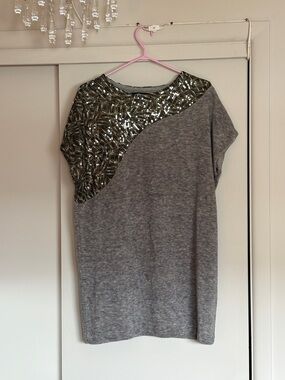 Valérie Dumaine Sequin Detail Asymmetric Top Grey (M)
